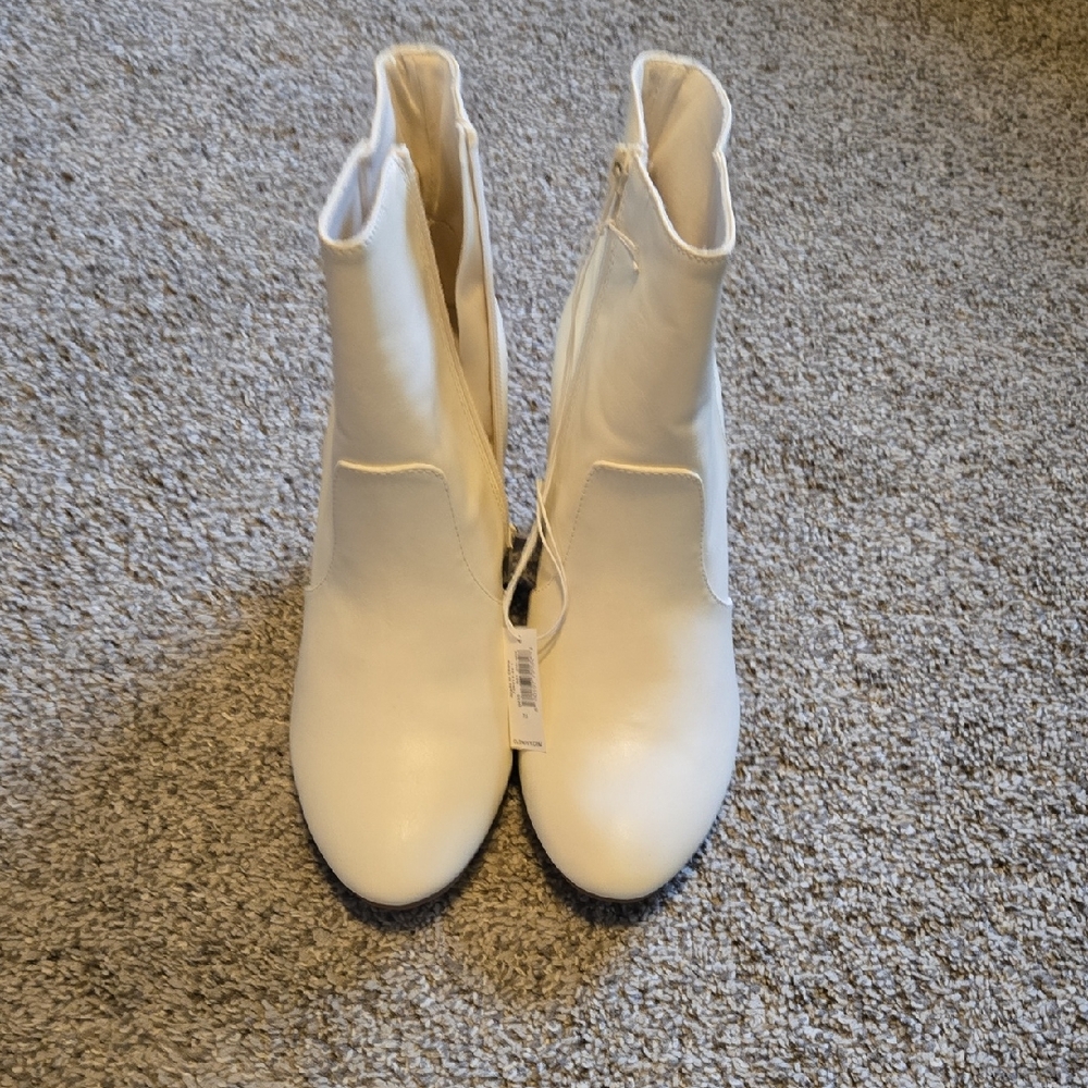NEW! Faux Leather Block Heel Ankle Boots